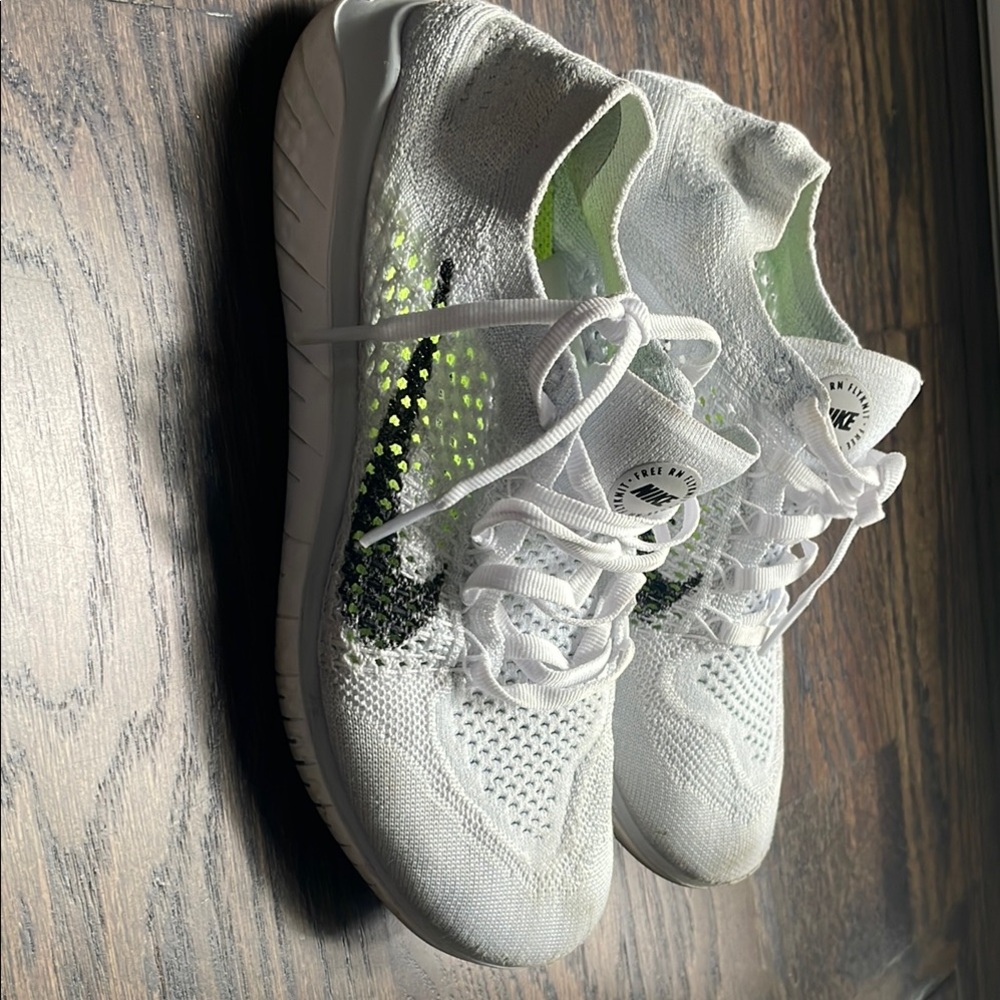 Nike Free Run Flyknit 2018 - Picture 2 of 5